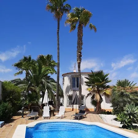 Alma Villa *